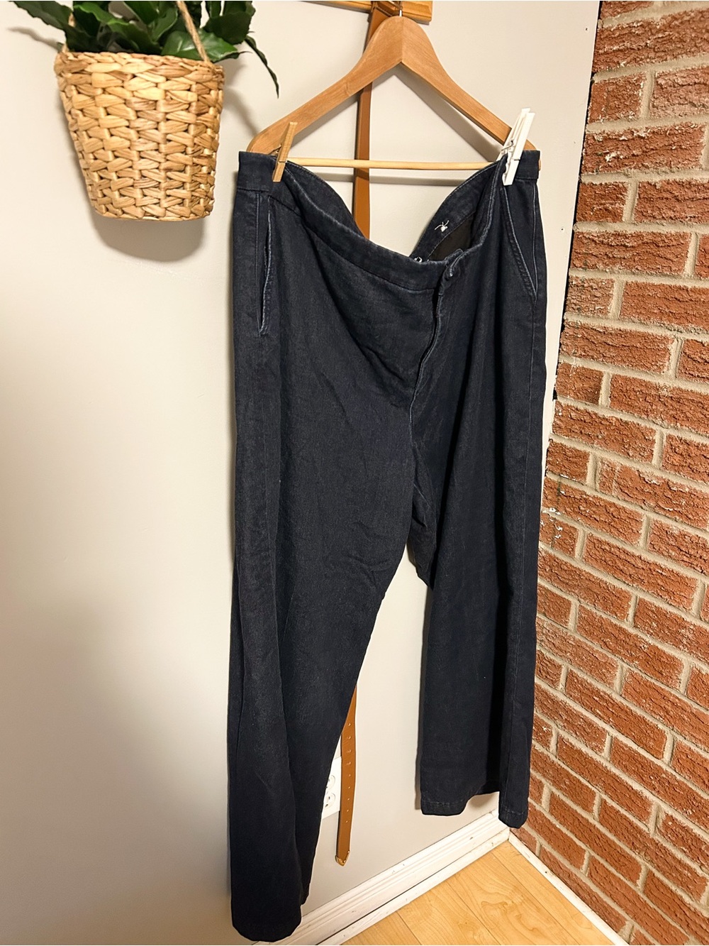 Women Comfortable Everyday Jeans - Wide Leg